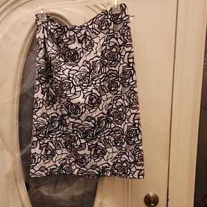 Jones Studio Black and White Floral Midi Skirt